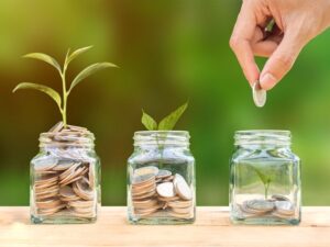 10 MONEY TIPS FOR TEENAGERS TO BECOME RICH