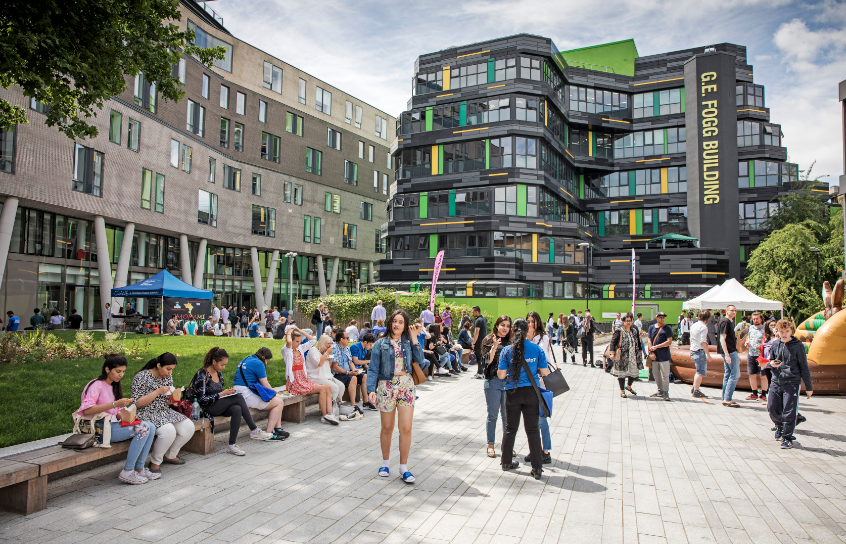 How To Apply Queen Mary University of London 2022 DeepMind Scholarship for Masters Students UK